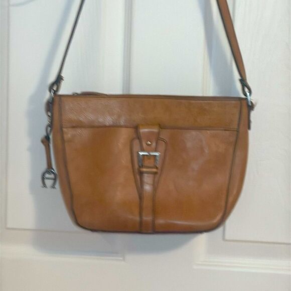 Etienne Aigner Vintage Shoulder Bag, tan leather, charm - Picture 2 of 11